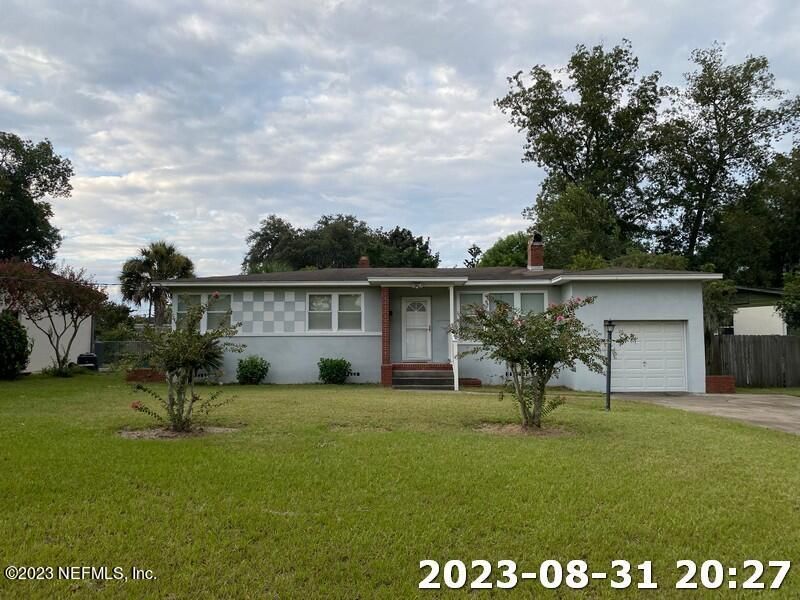 1645 Clemson Rd, Jacksonville, FL 32217