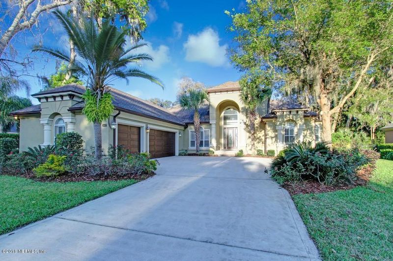 1647 Harrington Park Dr, Jacksonville, FL 32225