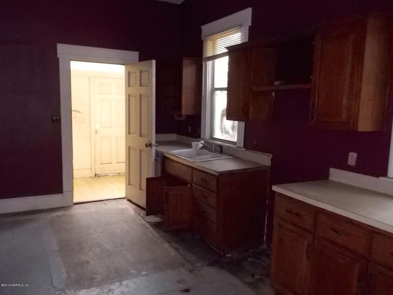 1648 Liberty St, Jacksonville, FL 32206