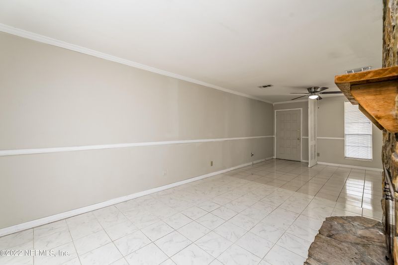 1649 El Prado Rd #3, Jacksonville, FL 32216