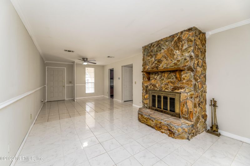 1649 El Prado Rd #3, Jacksonville, FL 32216