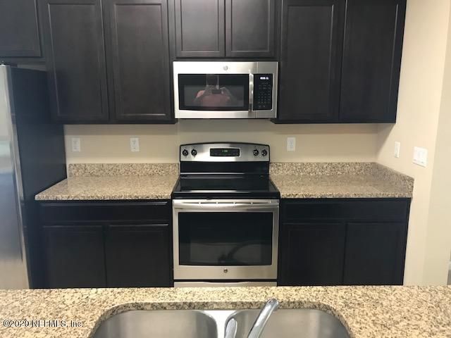 16498 Tisons Bluff Rd, Jacksonville, FL 32218