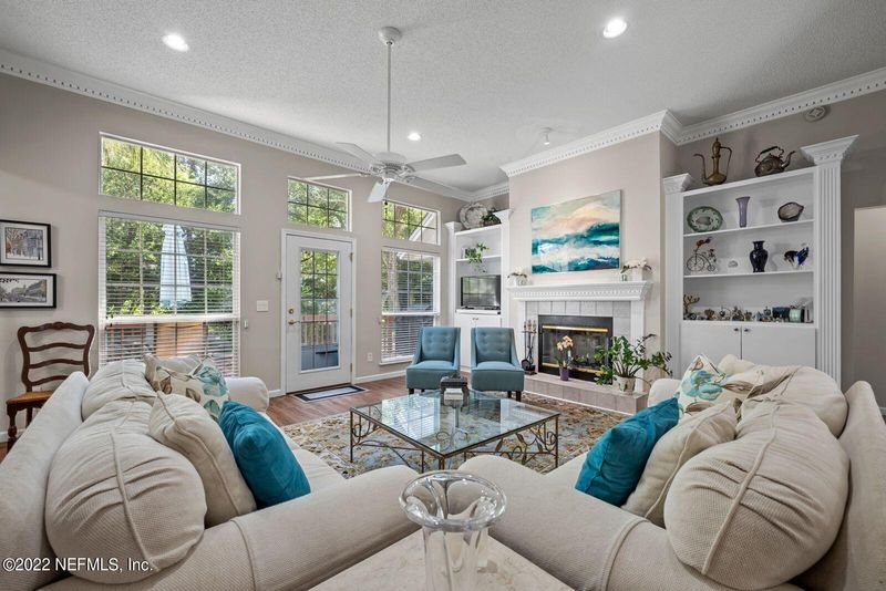 1650 Blue Heron Ln, Jacksonville Beach, FL 32250