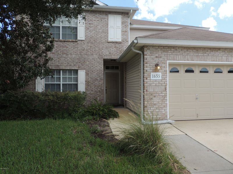 1655 Hawkins Cove Dr E, Jacksonville, FL 32246