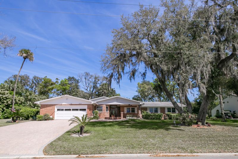 1655 Selva Marina Dr, Atlantic Beach, FL 32233