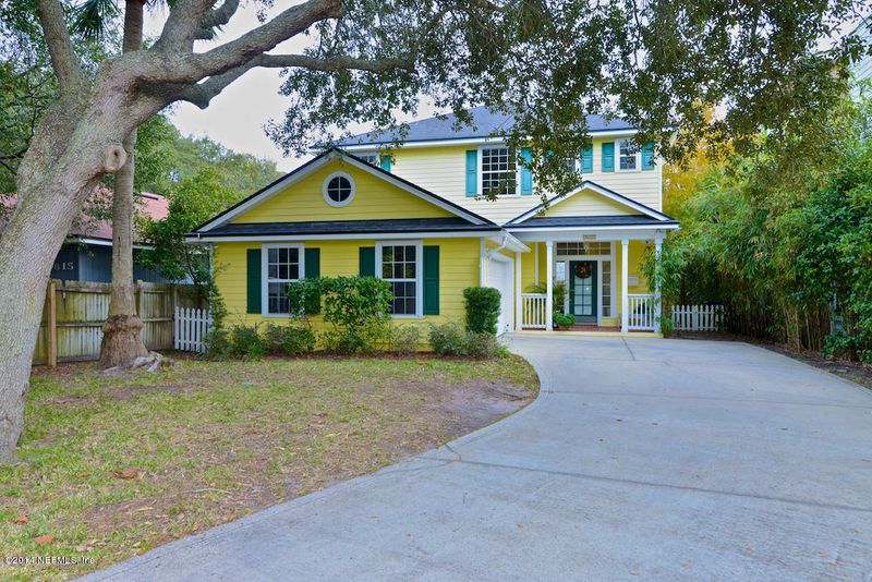 1657 Seminole Rd, Atlantic Beach, FL 32233