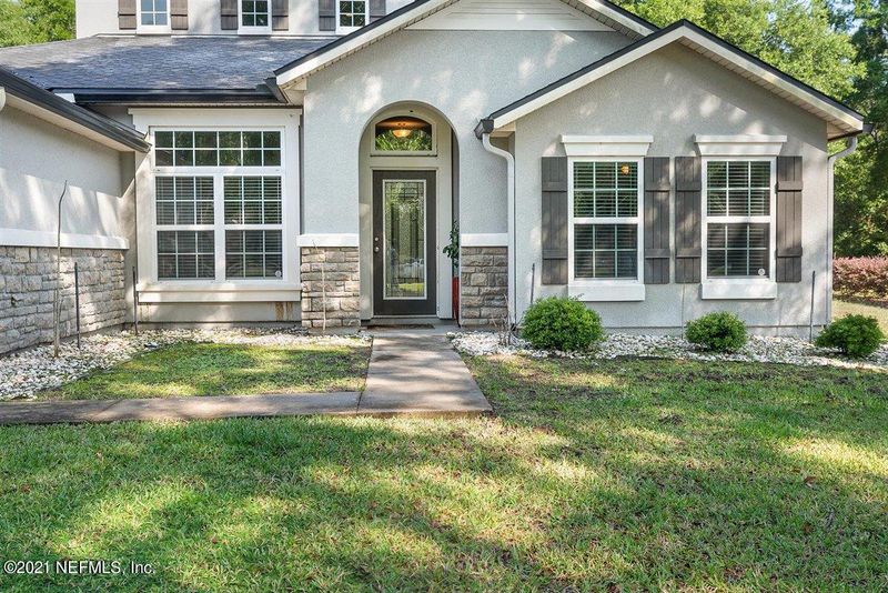 16584 Sand Hill Dr, Jacksonville, FL 32226