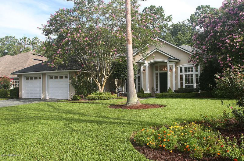 1660 Misty Lake Dr, Fleming Island, FL 32003