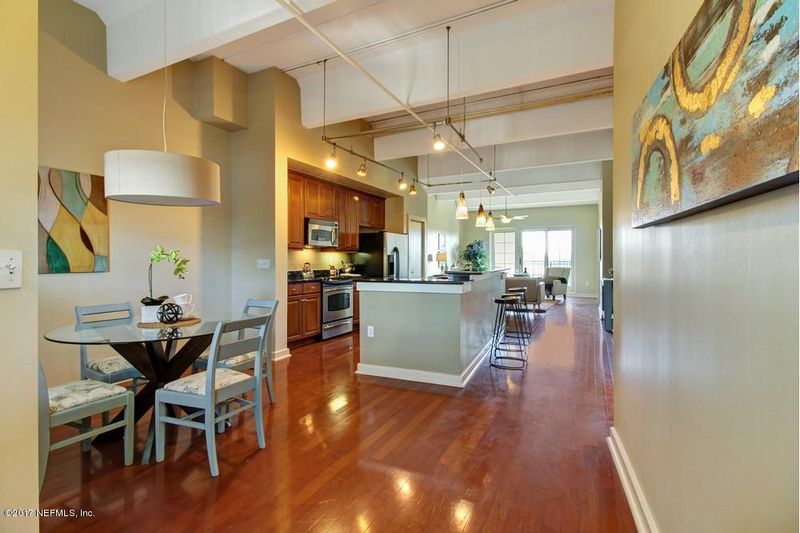 1661 Riverside Ave #404, Jacksonville, FL 32204