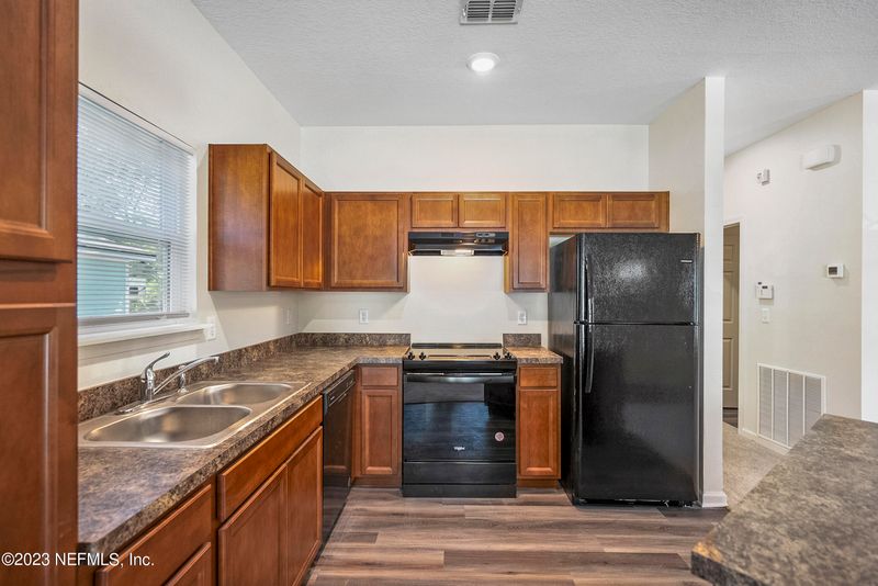 1663 W 26th St, Jacksonville, FL 32209