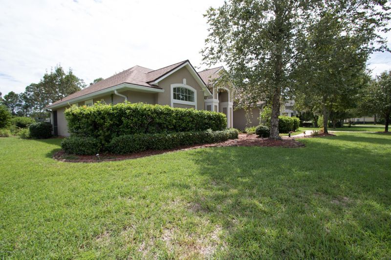 1667 Waters Edge Dr, Fleming Island, FL 32003