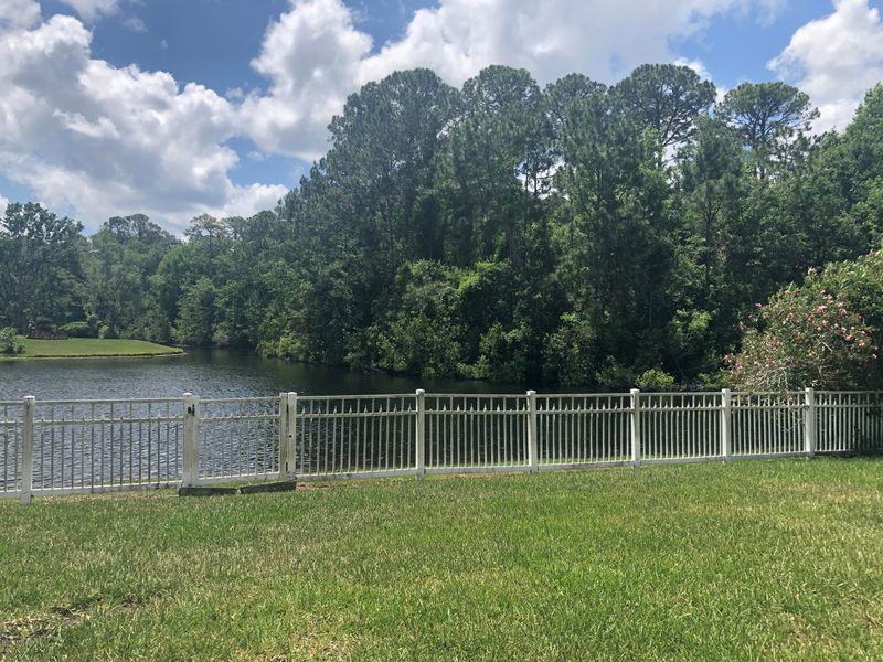 1670 Red Cypress Dr, Jacksonville, FL 32223