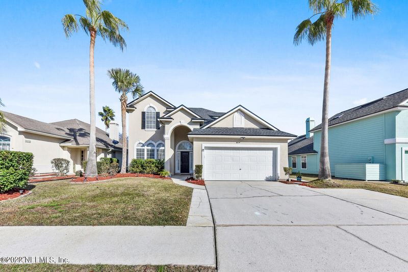 1674 Rustling Dr, Fleming Island, FL 32003