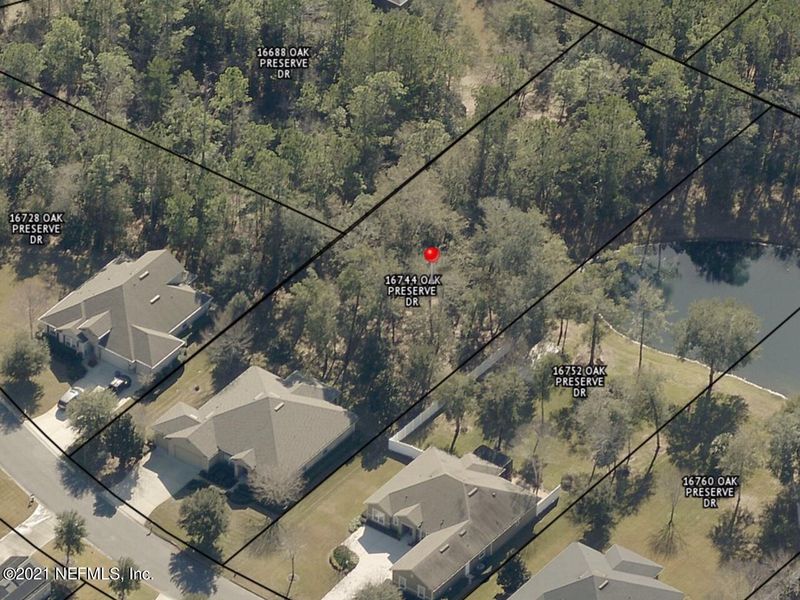 16744 Oak Preserve Dr, Jacksonville, FL 32226
