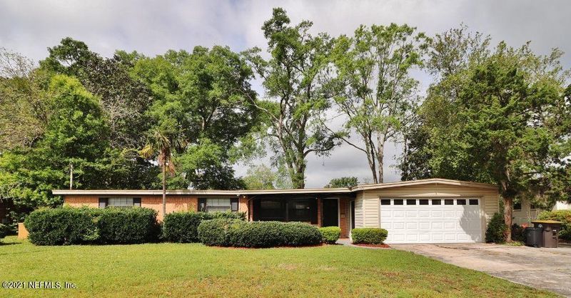 1676 Whitman St, Jacksonville, FL 32210