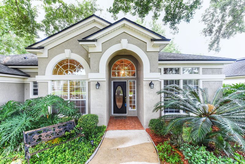 1678 Country Walk Dr, Fleming Island, FL 32003