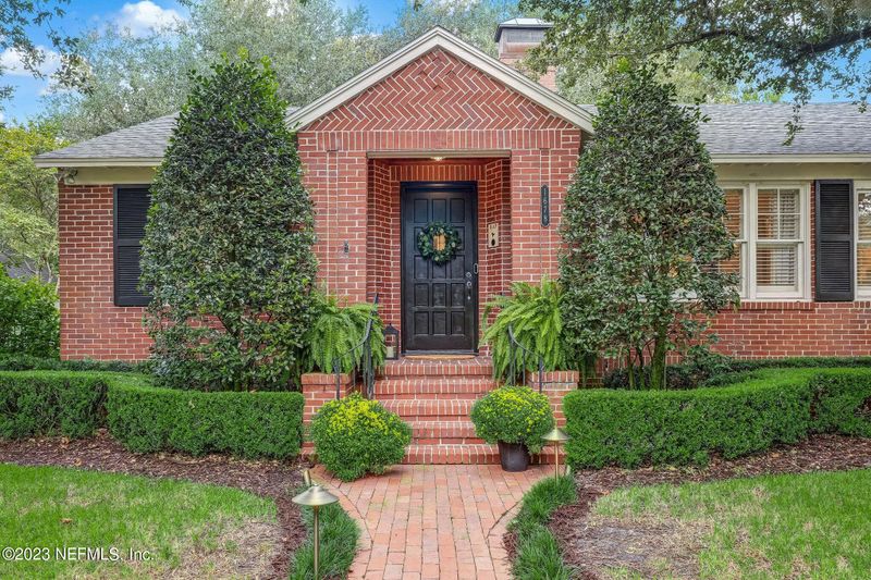 1678 Pinegrove Ave, Jacksonville, FL 32205