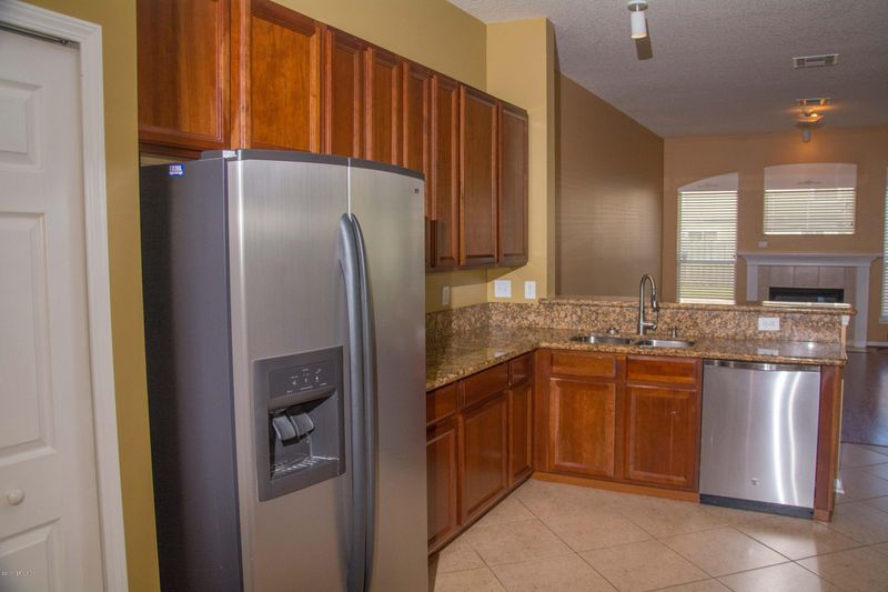 1684 Covington Ln, Fleming Island, FL 32003