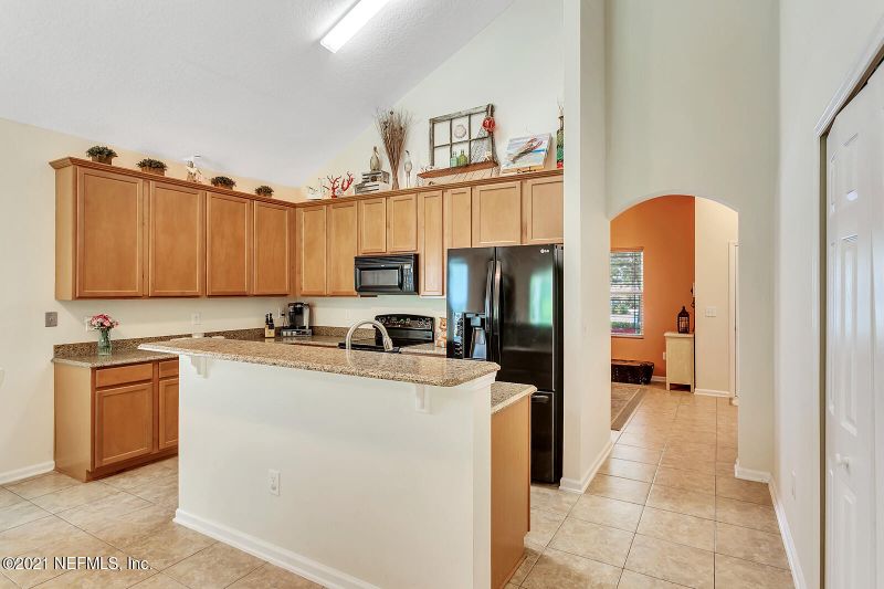 169 Celtic Wedding Dr, St Johns, FL 32259