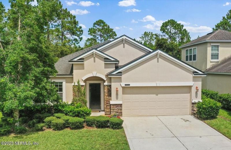 169 Woodfield Ln, St Johns, FL 32259