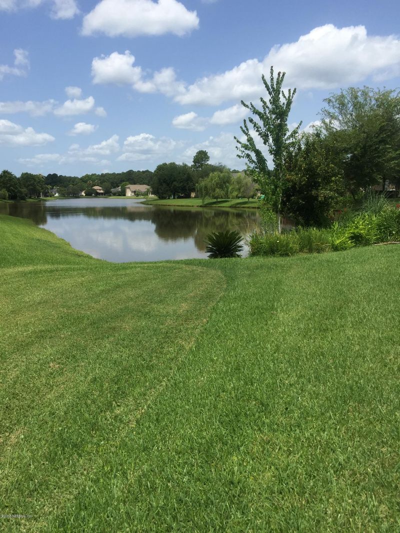 1692 Waters Edge Dr, Fleming Island, FL 32003