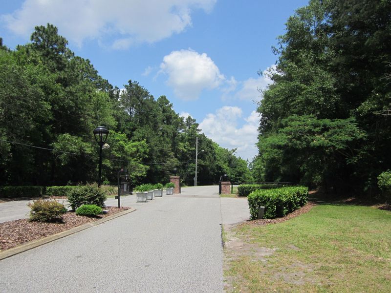 16991 Elsinore Dr, Jacksonville, FL 32226