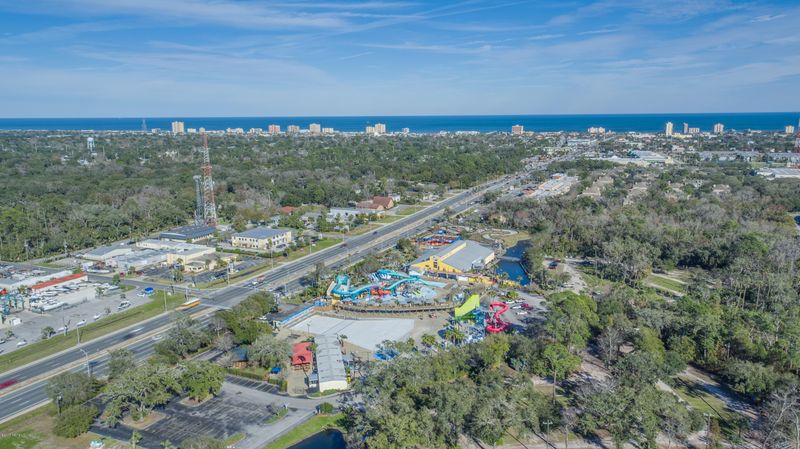 17 Hopson Rd, Jacksonville Beach, FL 32250