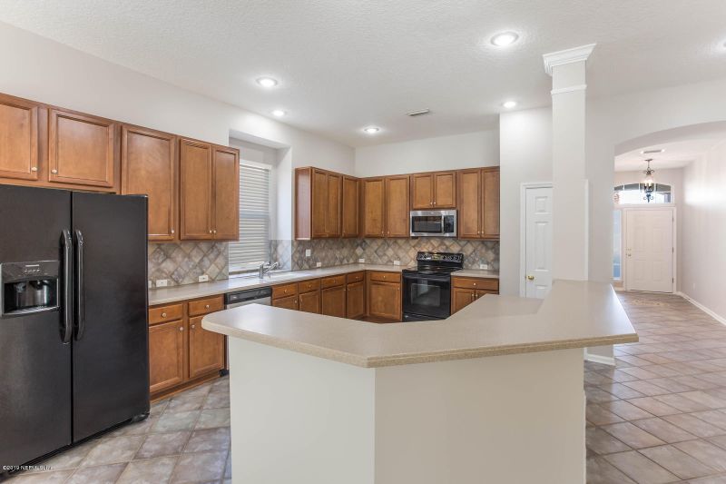 1701 Lochamy Ln, St Johns, FL 32259