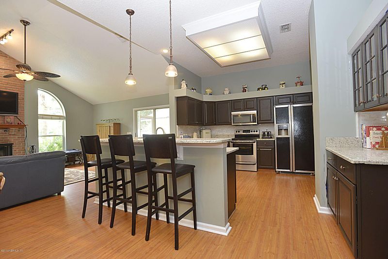 1701 Montclair Cove Ct, St Johns, FL 32259