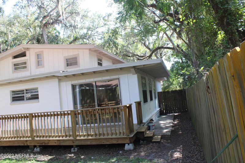 1705 3rd Ave N, Jacksonville Beach, FL 32250