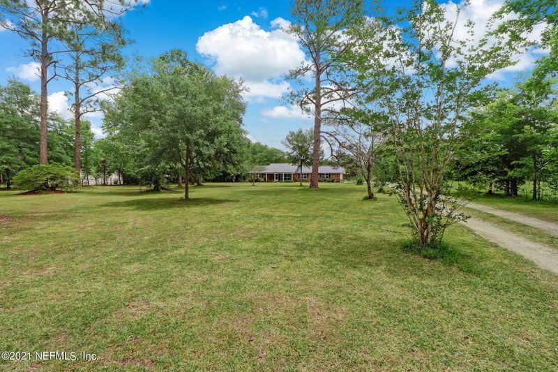 17053 Oak Hill Rd, Hilliard, FL 32046