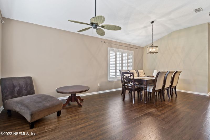 1706 Rustling Dr, Fleming Island, FL 32003