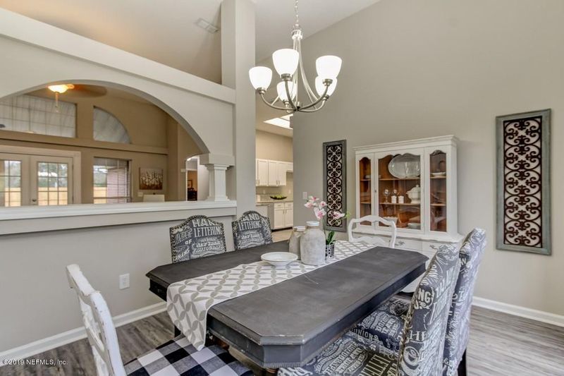1709 Redwood Ln, Middleburg, FL 32068