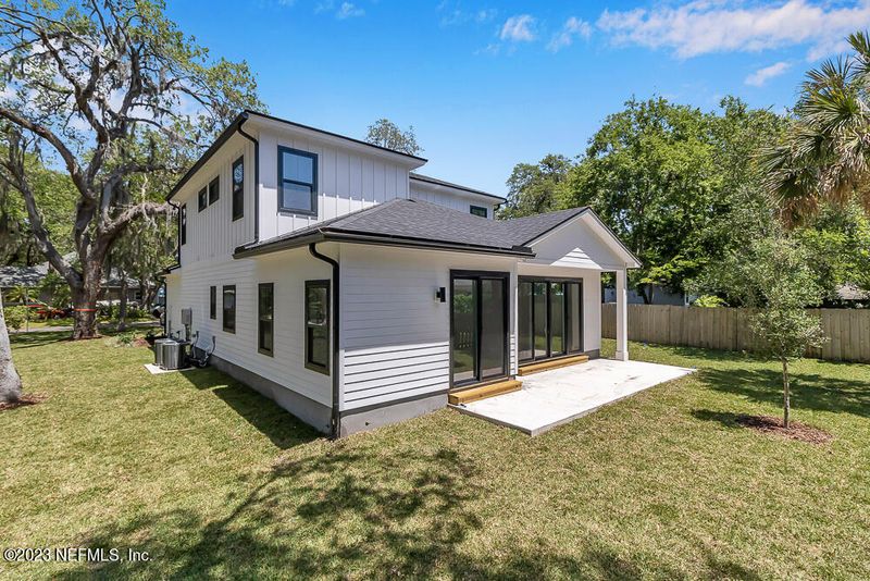 1710 Upper 4th Ave N, Jacksonville Beach, FL 32250