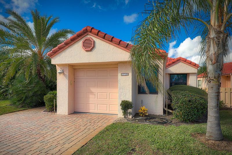 1713 Sea Fair Dr, St Augustine, FL 32080