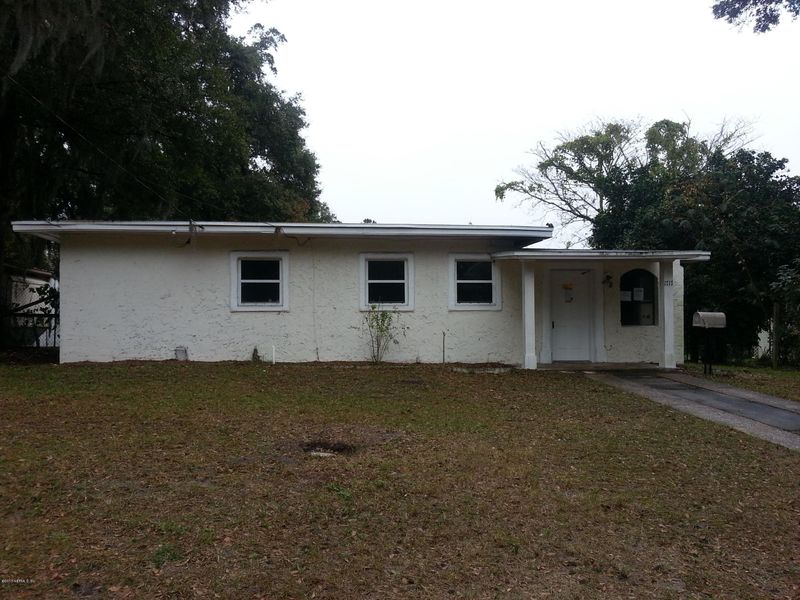 1717 Aletha Dr, Jacksonville, FL 32211