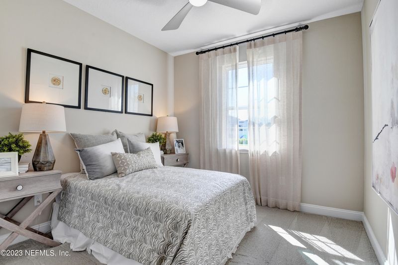 172 Little Bear Run Dr, St Johns, FL 32259