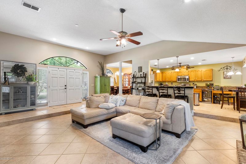 1720 Alps Ct, Fleming Island, FL 32003