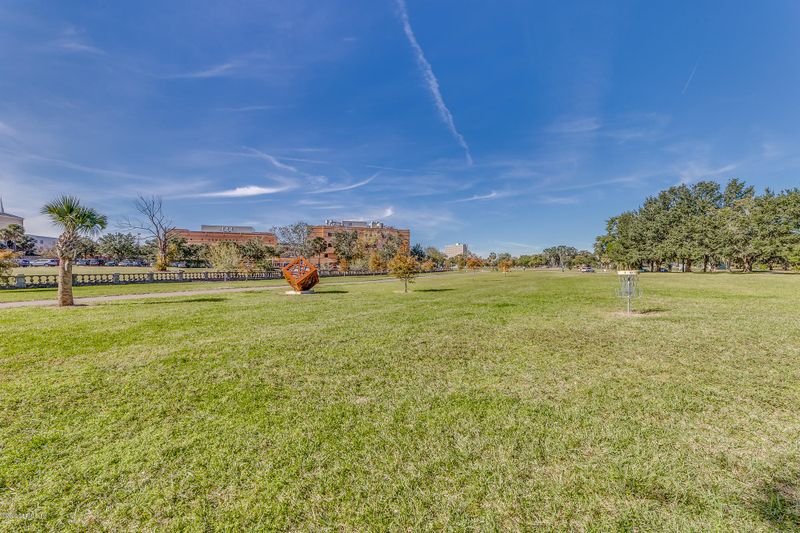 1721 Ionia St, Jacksonville, FL 32206
