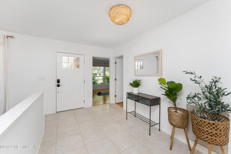 1722 Sea Oats Dr, Atlantic Beach, FL 32233