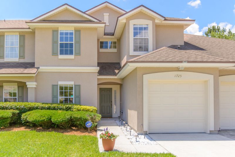 1725 Cross Pines Dr, Fleming Island, FL 32003