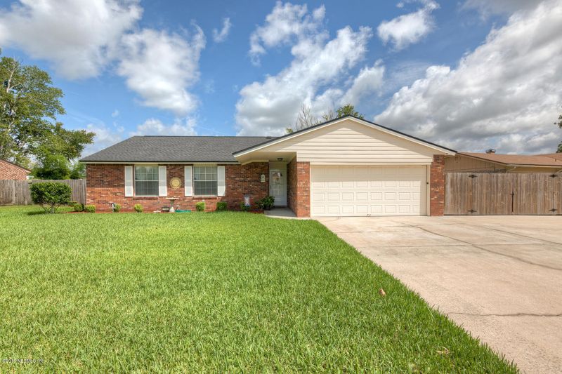 1728 Laura Ann Ln, Orange Park, FL 32073