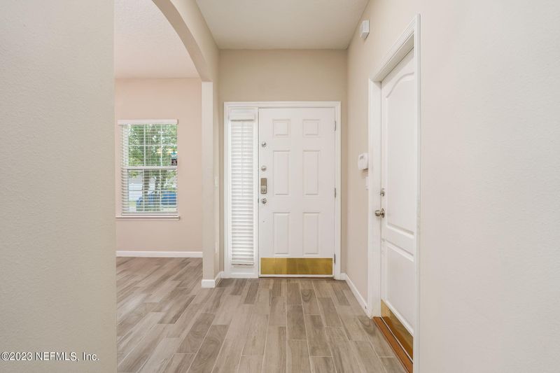 1730 Mathews Manor Dr, Jacksonville, FL 32211