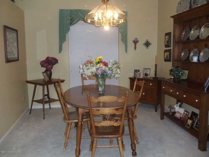 1733 Red Cypress Dr, Jacksonville, FL 32223