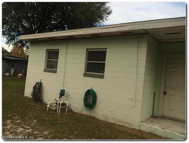 1736 Lawson Rd, Jacksonville, FL 32246