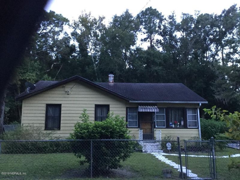 1738 Moseley St, Jacksonville, FL 32207