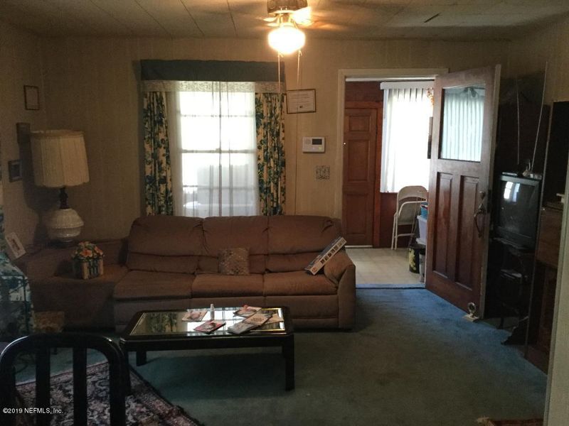 1738 Moseley St, Jacksonville, FL 32207
