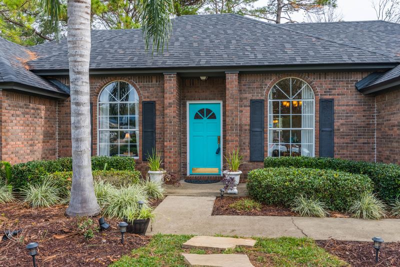 1739 Broken Bow Dr W, Jacksonville, FL 32225