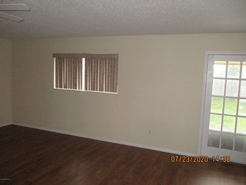 1740 Debbie Ln, Orange Park, FL 32073