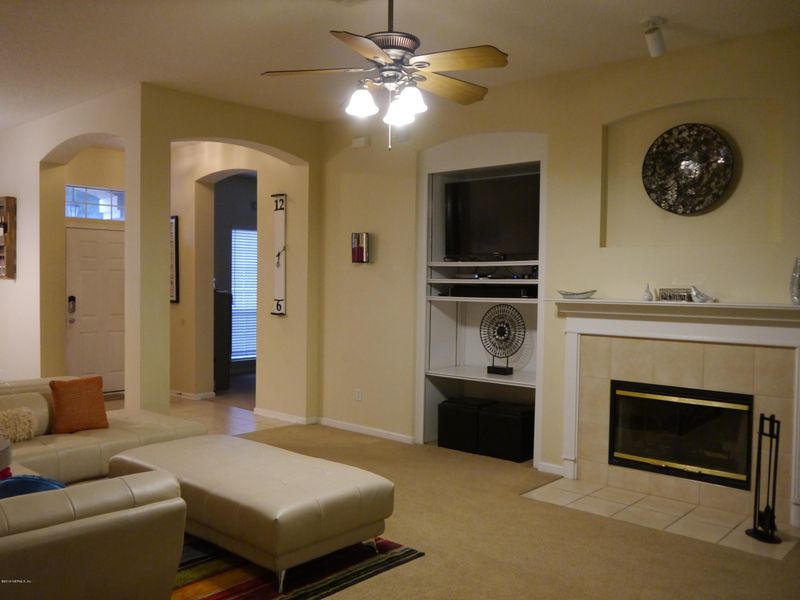 1742 Covington Ln, Fleming Island, FL 32003